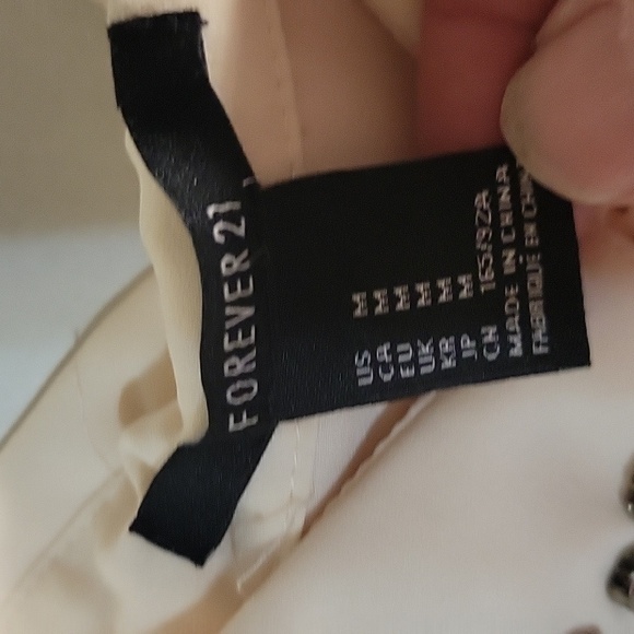 Forever 21 Sleeveless Top With‎ Rhinestone Collar sheer Medium - Picture 2 of 6